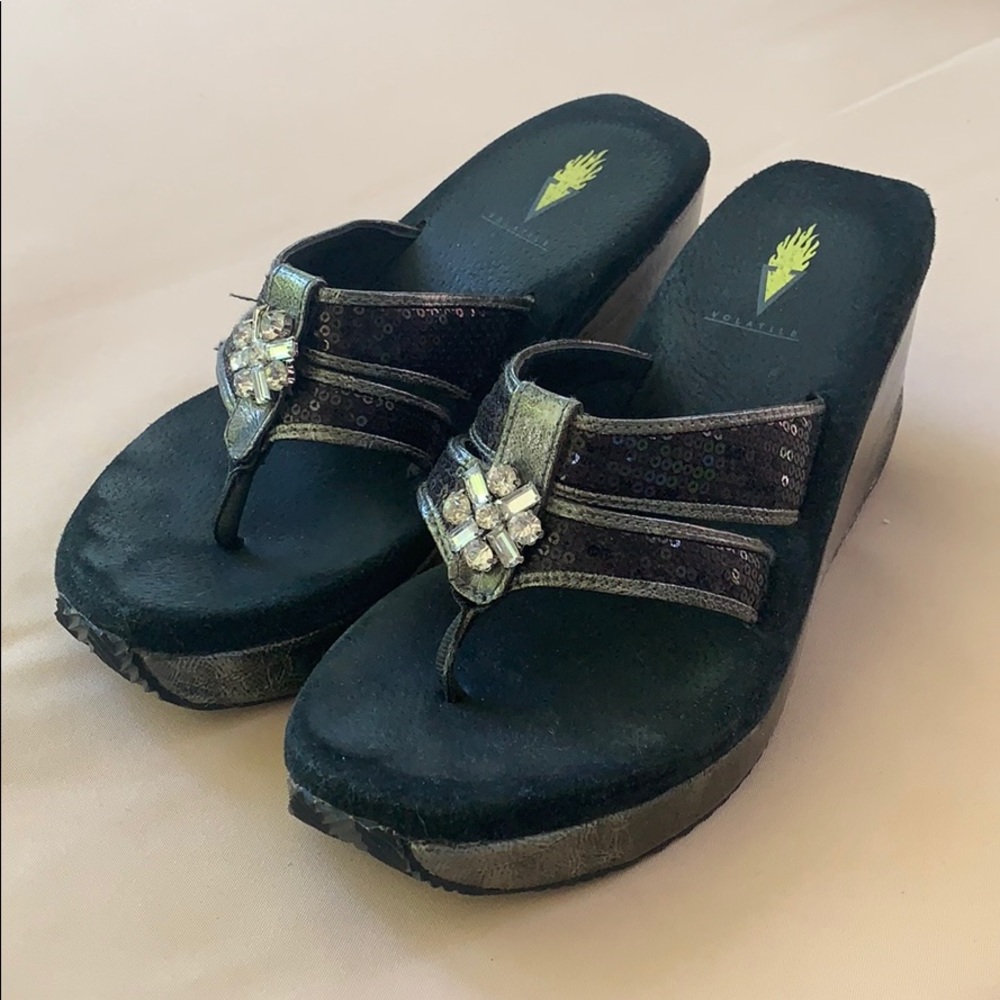 Black/Silver Blast Volatile Sandals